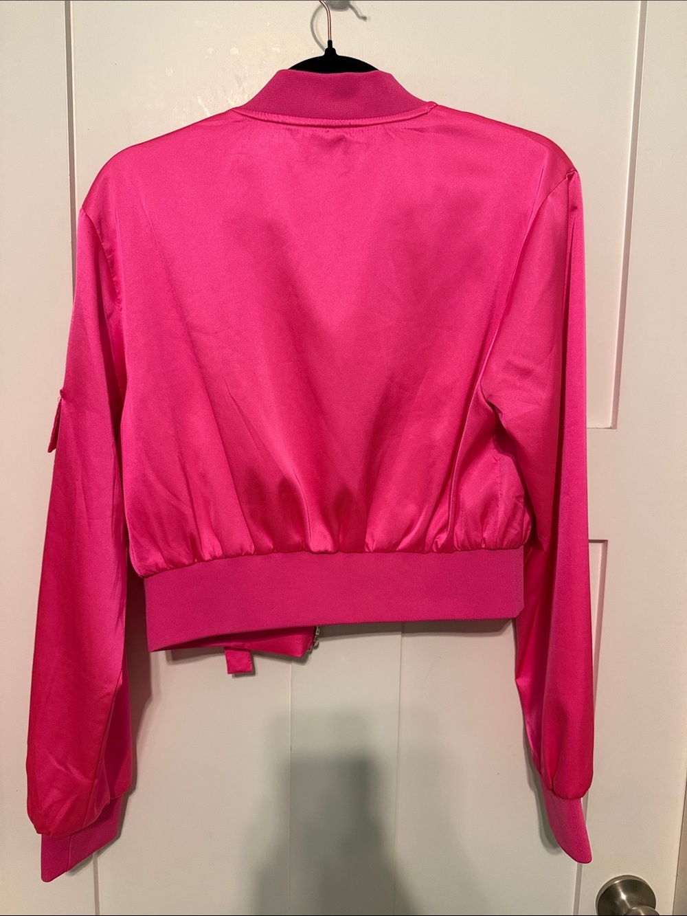 RIVIR Bright Pink Cropped Barbiecore Satin Bomber Jacket size S - Picture 5 of 10